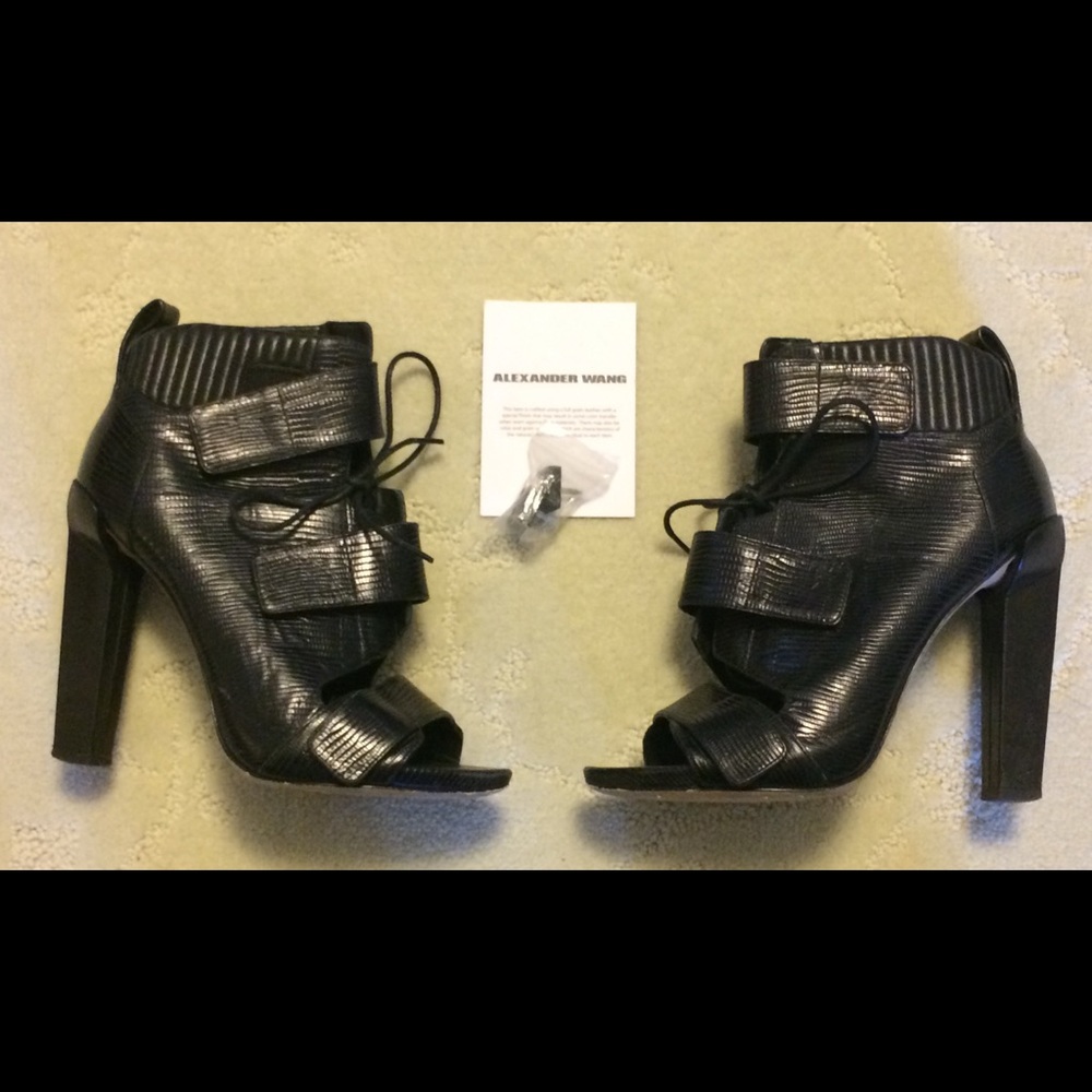 Alexander Wang Black Combat Heels sz 37.5